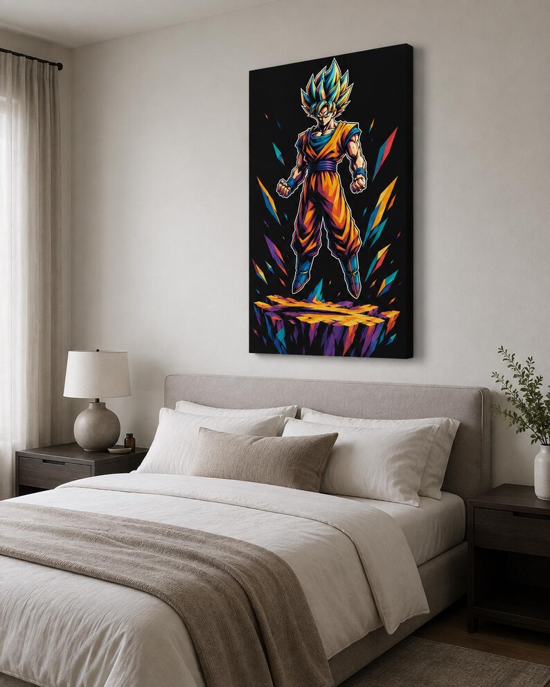 Puede incluir: Un lienzo rectangular vertical que presenta una ilustraci&oacute;n estilizada de un personaje de cabello puntiagudo con un uniforme de artes marciales naranja y azul, flotando sobre una formaci&oacute;n rocosa irregular sobre un fondo negro.