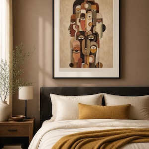 Pu&ograve; includere: Una stampa d'arte da parete incorniciata che presenta una composizione verticale di molteplici volti umani stilizzati e sovrapposti in tonalit&agrave; marrone, beige, crema e nero. L'opera mostra vari tratti del viso, inclusi occhi, nasi e labbra, disposti in un motivo astratto e stratificato su uno sfondo strutturato dai toniurato dai toni neutri.