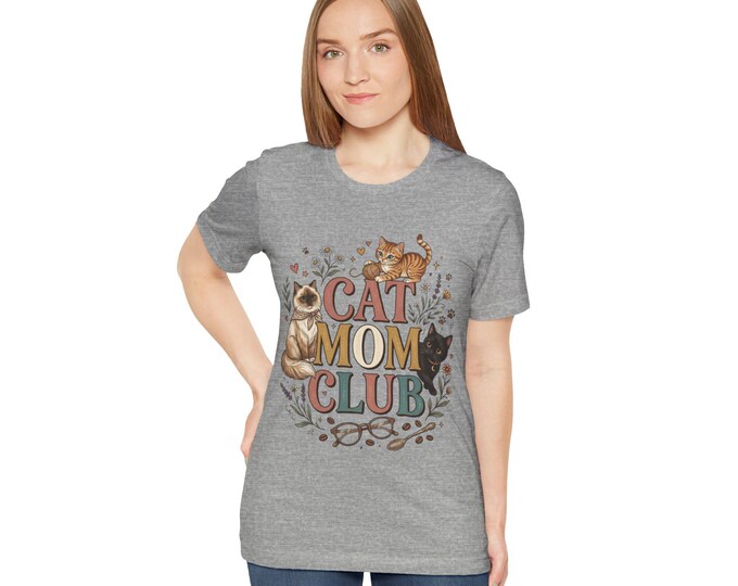 Cat Mom Club T-Shirt, Three Cats Graphic Tee, Vintage Cat Lover Gift