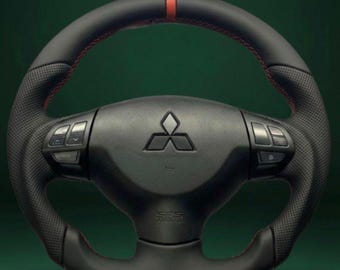 Volante deportivo de cuero personalizado para Mitsubishi Lancer 2008-2017 con base plana y costuras rojas.