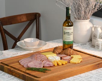 Solid Acacia Wood Cutting Board with Juice Groove, Serving Butcher Block