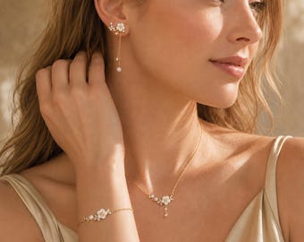 Conjunto de joyas florales delicadas, collar, pulsera y pendientes, regalo floral en oro y plata para ella.