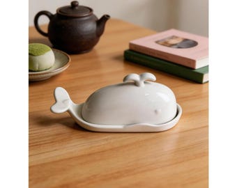 Custom Whale‑Shaped Ceramic Butter Dish, Nordic Covered Butter Keeper with Lid, Kitchen Storage Container for Butter & Cheese
