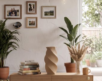 "Jules" Modern Vase