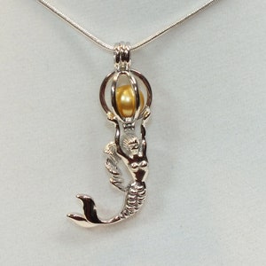 Golden Snitch Pearl Cage