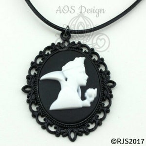 Evil Queen Cameo Necklace - Handmade Halloween Jewelry | Unique Gifts for Her | Disney Villain Charm