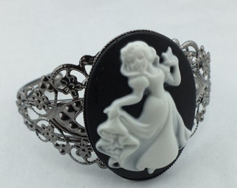 Snow White Disney Princess Cameo Cuff Bracelet Victorian  Antique Black Bracelet