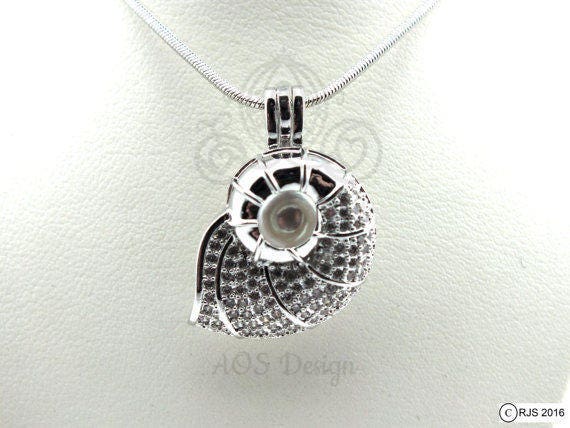 18" Sterling silver sea shell pearl crystal Swan pendant necklace gift box PE5 18" Sterling silver sea shell pearl crystal Swan pendant necklace gift box PE5