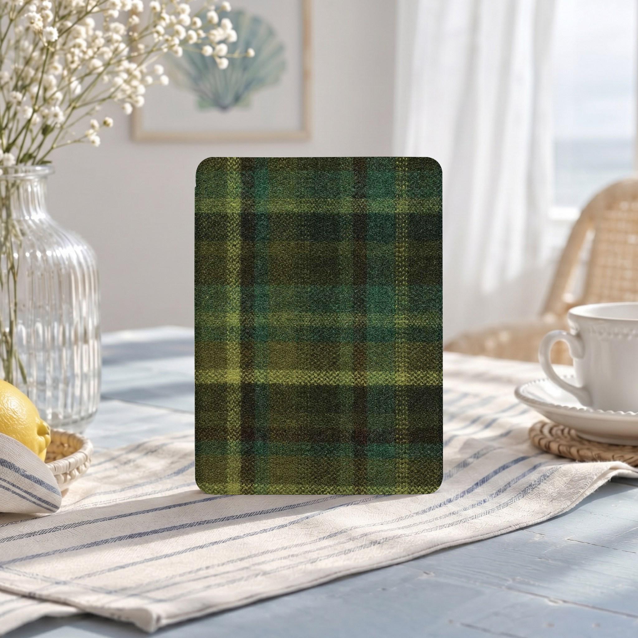 Forest Green Gingham Kindle Case for Paperwhite 1/2/3/4, Kindle Case With Auto Wake/Sleep, Kindle Case for Kobo /Kindle
