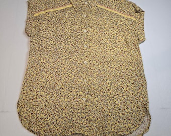 Camisa abotonada floral Max Studio, talla pequeña