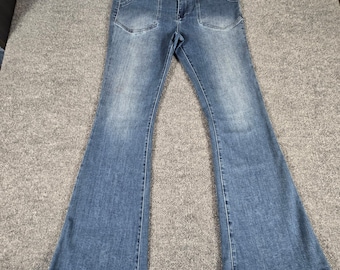 Vigoss Womens Size 30 Flare Jeans Medium Wash Y2K stretch mid ride retro (B10)