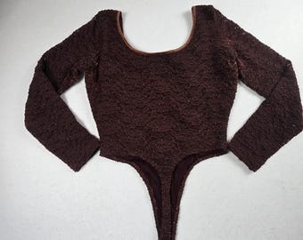 BCBG Paris Bodysuit Womens Brown Textured Long Sleeve Scoop Neck Y2K Top Small