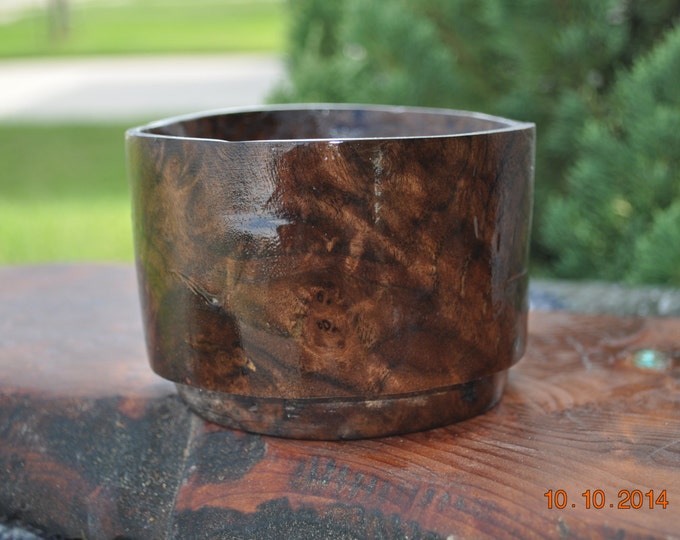 Claro Walnut Bowel 2.5" deep 3.5 wide Approx