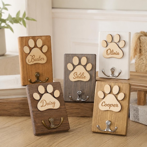 Personalized Wooden Paw Print Pet Leash Holder, Custom Pet Name Hook, Dog Cat Wall Organizer