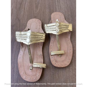 Handmade Gold Leather Kolhapuri Sandals for Women, Indian Flat Slides, Open Toe Ethnic Footwear, Summer Vacation boho Gift, Genuine Leather.