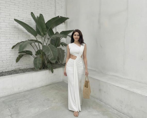 asymmetric neckline ruched cut out maxi dress White Dress, Neck, Side Cut-out, Mermaid Silhouette 5% Elastane) Worn length