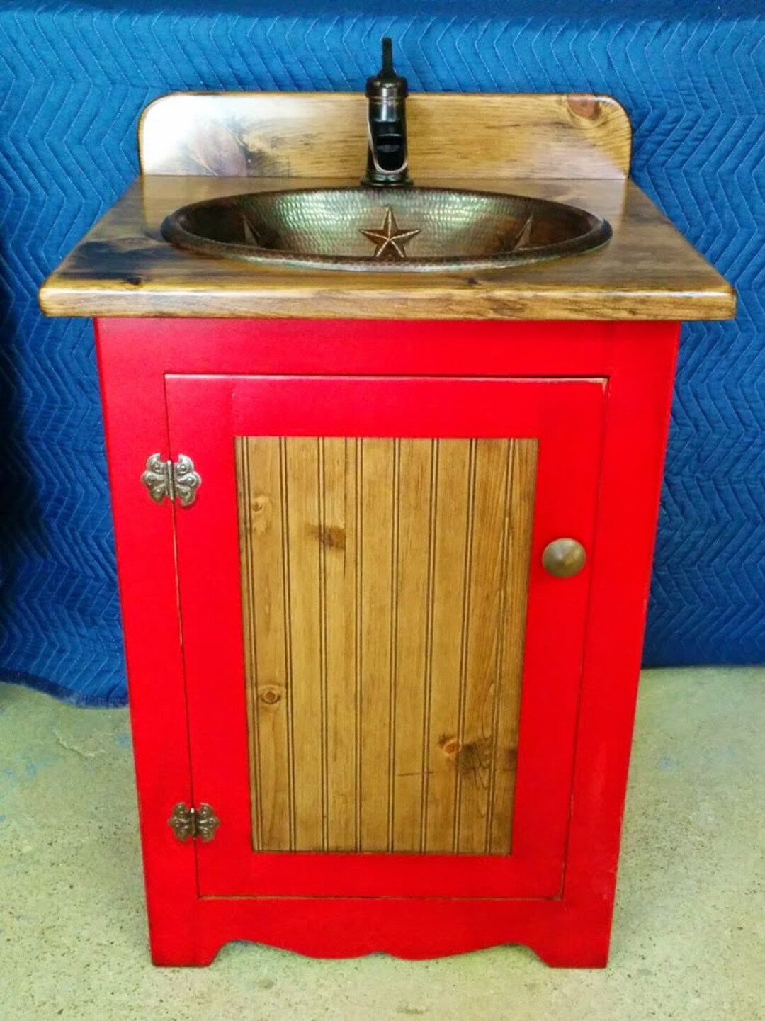 Rustic Bathroom Vanity With Sink 25 Bathroom Vanities Copper Sink Red