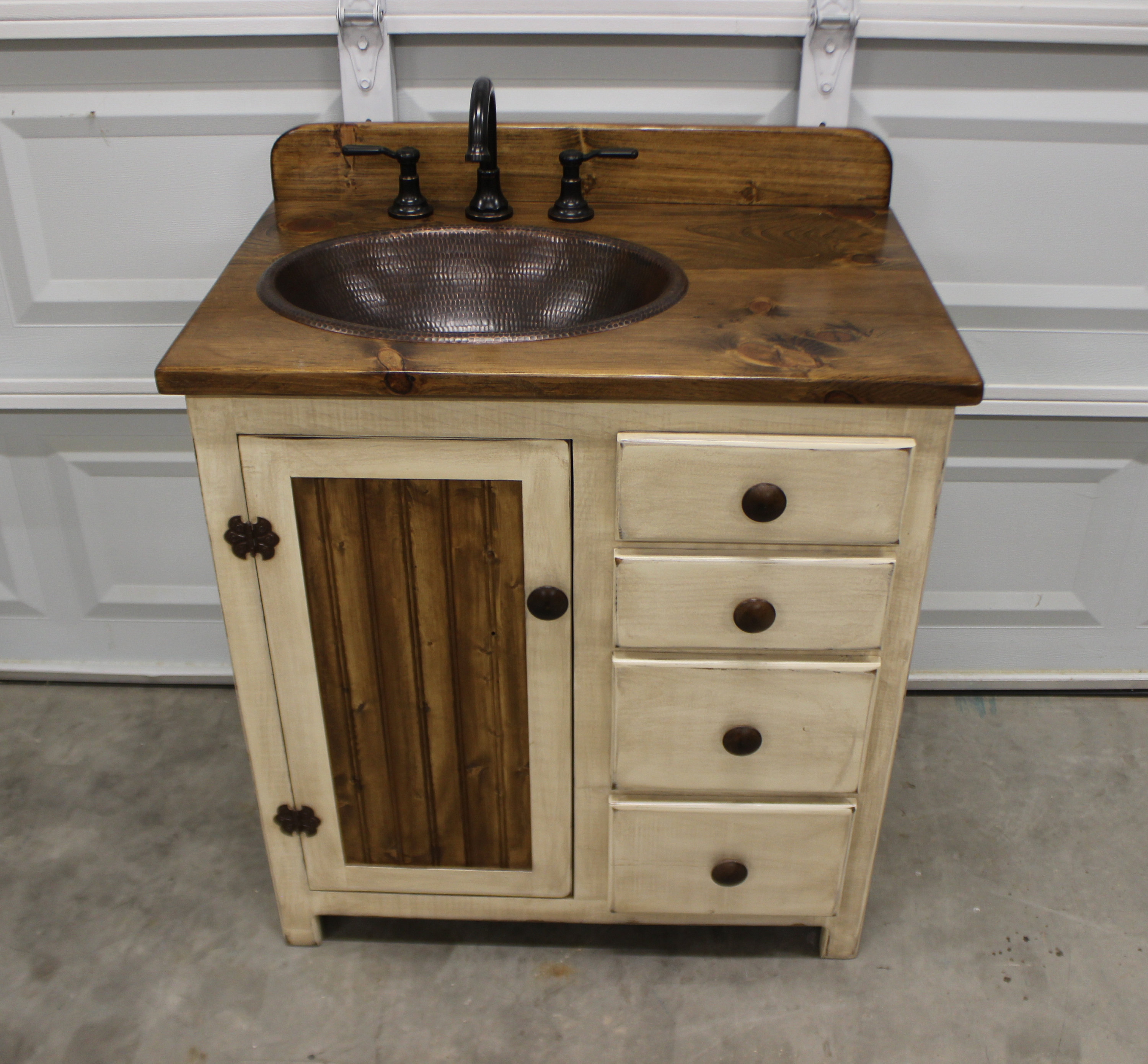 Rustic Farmhouse Vanity 32 Copper Sink Antique White Bathroom Vanity Bathroom Vanity With Sink Rustic Vanity Farmhouse Vanity