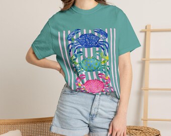 -shirt de crabes colorés empilés | Motif plage à rayures côtières