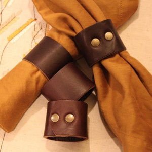 Made in USA: Set of 4 All Leather Napkin Rings - Classy and minimalist - Dark brown leather