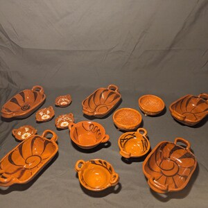 Vintage Mexican Folk Art Terracotta Clay Pottery Serving Set 15 Piece Cazuelas Hand Painted Red Clay Barro Rojo Rustic Tacos Boho Decor