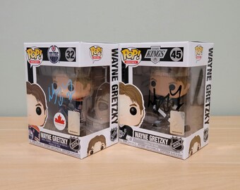 Set of 2 Wayne Gretzky Signed Autographed Funko Pop Edmonton Oilers NHL Hologram COA