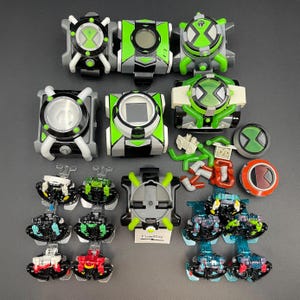 Ben 10 Reboot Omnitrix Toys Omni-Launch Battle Figures, Omnitrix & Antitrix Creator, Deluxe Omnitrix, Projection Omnitrix