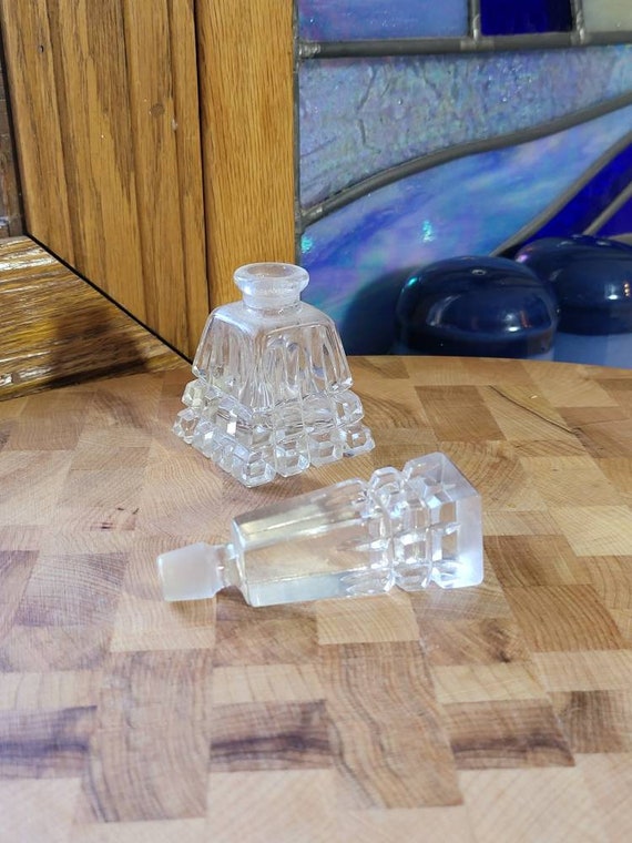 1970's Cut Clear Glass Perfume Bottle by I Rice I… - image 10