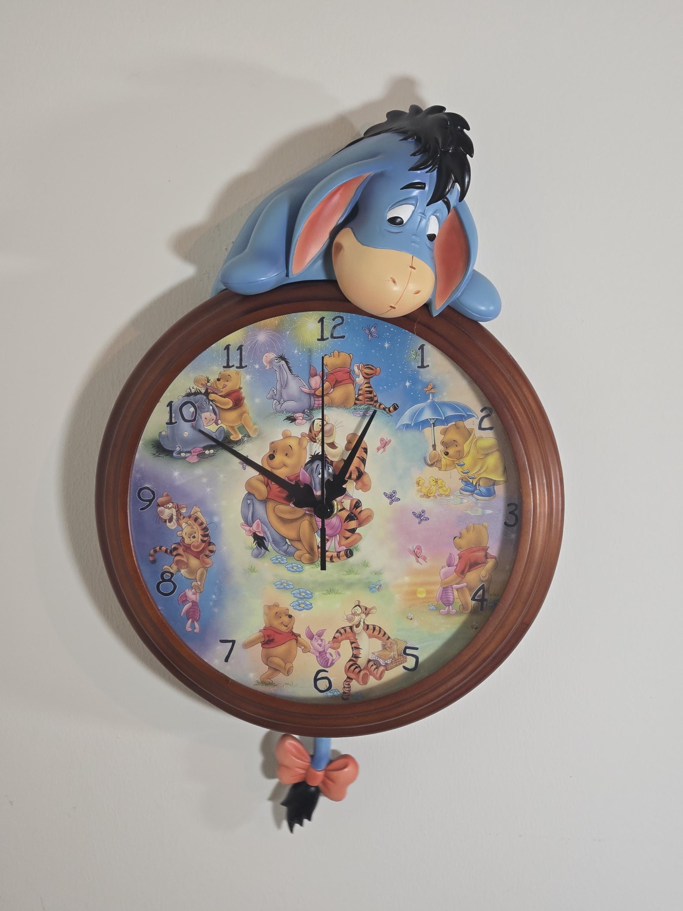 Winnie Pooh Clock - Etsy