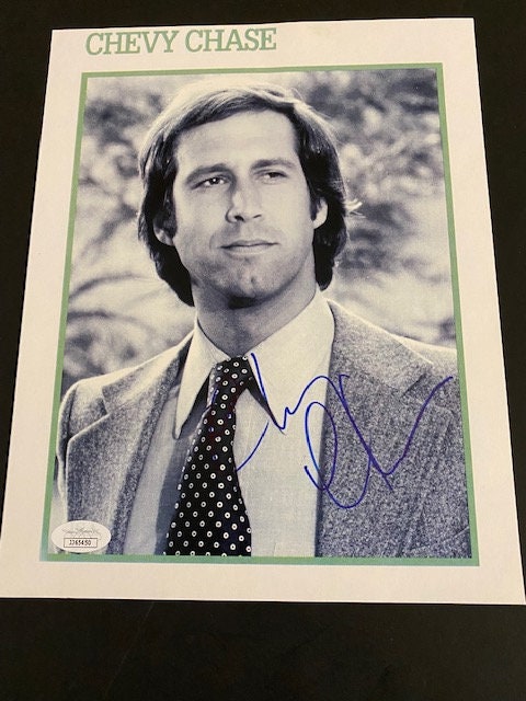 Chevy Chase Signed Chicago Blackhawks White Christmas Vacation Clark G –  Bleacher Bum Collectibles
