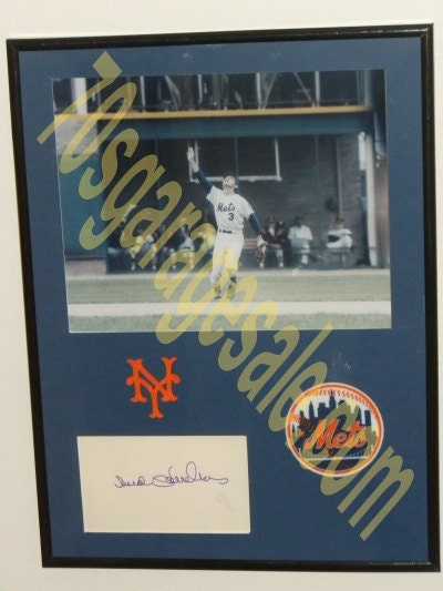 Lot Detail - 1969 New York Mets Team Signed 30th Anniversary Poster with 28  Signatures