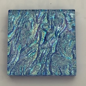 Iridescent Decorative Tile Mystic Spring 2 x 2
