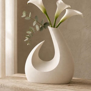 MoonGate Statement Vase, Crescent Openwork Flower Holder for Dried Stems, Entryway, Mantel or Console