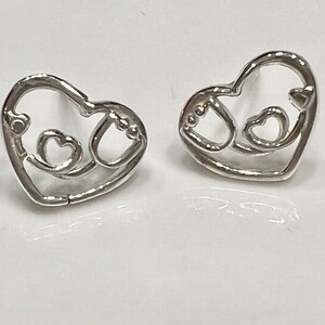 Boucles d&#39;oreilles coeur stéthoscope faites à la main en argent sterling, coeurs stéthoscope, boucles d&#39;oreilles stéthoscope, médecins, infirmières, ambulanciers, ambulanciers paramédicaux