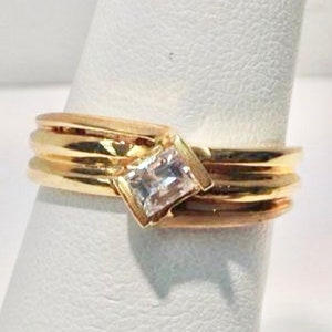 Emerald Cut Diamond Ring in 14K Yellow Gold, Diamond Ring with Emerald Cut Diamond, Diamond Ring 14K Gold, Vintage Emerald Cut Diamond Ring