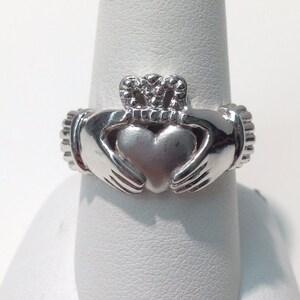 Claddagh Ring-Larger Size with Celtic Knot, Claddagh Ring in White Gold, Claddagh Ring, Silver Claddagh Ring, Trinity Weave, Love
