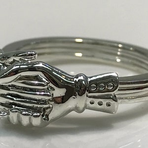 Large Holding Hands Ring Handmade in Sterling Silver, Hands, Holding Hands, Love, Unity, Hold My Hand, My Hand In Yours, Fede Gimmel image 4