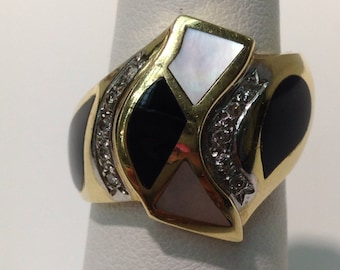 Vintage Gold, Onyx and Mother of Pearl Ring, Onyx and Mother of Pearl Ring in 14K, Yellow Gold Onyx and Mother of Pearl Ring