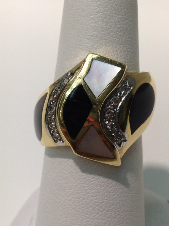 Vintage Gold, Onyx and Mother of Pearl Ring, Onyx 