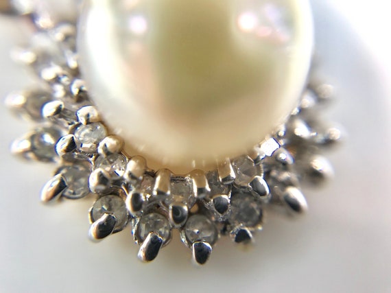 Diamond and Pearl Pendant in 14K Yellow Gold, Pea… - image 4