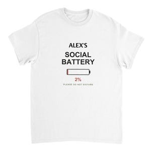Camiseta personalizada para personas con problemas sociales | Camiseta divertida para introvertidos | Regalo con nombre personalizado | No molestar imagen 2