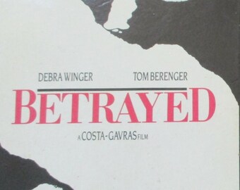 Betrayed VHS Tape Debra Winger & Tom Berenger