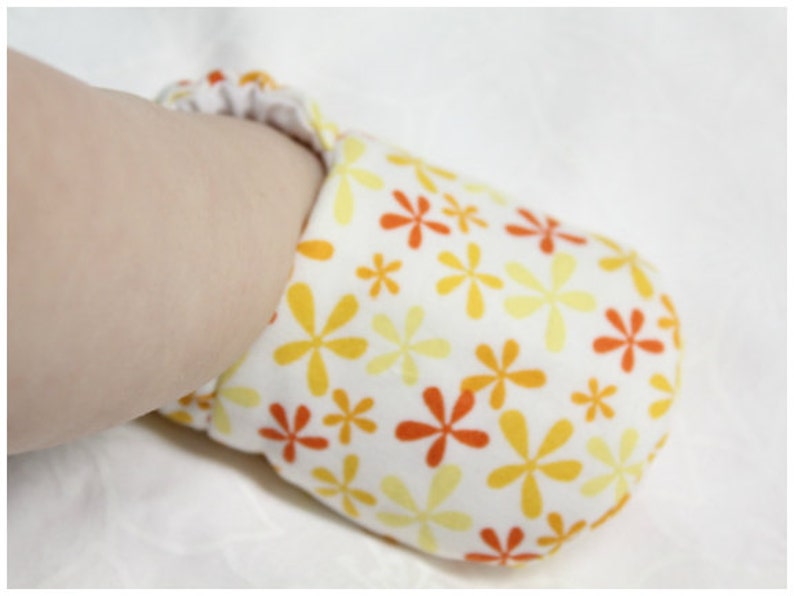 Baby Shoe Sewing Pattern | Lined Soft Slippers | Baby Gift | PDF Pattern image 5