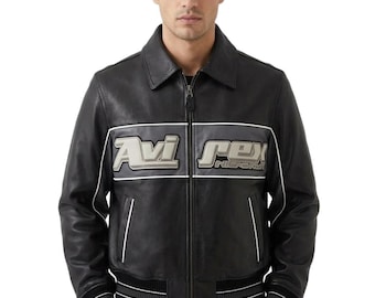 Avirex Schwarz Leder Varsity Jacke, Stilvolle Casual Oberbekleidung mit Bold Lettered Bestickten Grafikdesign