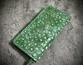 Bespoke Stingray Leather Wallet: Green exotic skin money clips | Handmade bifold