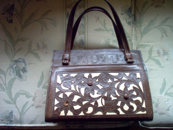 Vintage Hand Tooled Leather Purse - Purse - Leath… - image 1