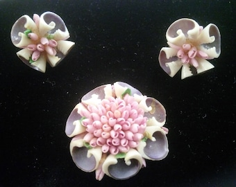 Vintage Shell Pin And Earrings - Sea Shell Pin and Earrings Set - Pin and Earring Set - Screw Back Earrings and Pin - Screw Back Earrings
