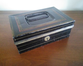 Vintage Metal Box - No Key - No Latch - Metal Storage Box