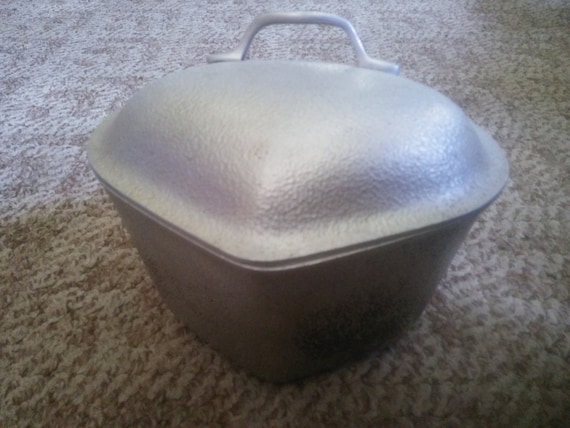 Vintage Century Silver Seal Covered Hammered Aluminum Pot Vintage Century Silver Seal Covered Hammered Aluminum Pot