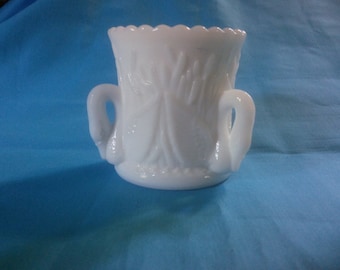 Vintage Westmoreland Milk Glass Toothpick Holder - Milk Glass Toothpick - Westmoreland - Swan Toothpick Holder - B43